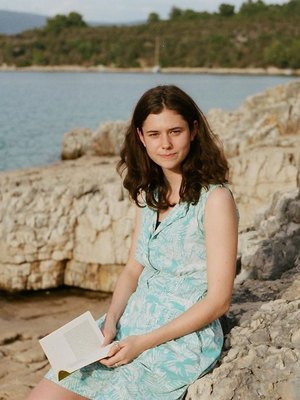 Alison Oliver