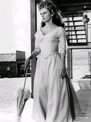 Marianna Hill