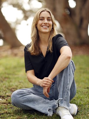 Nathalie Morris