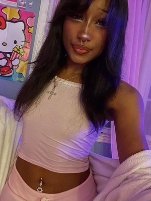 Niani (OnlyFans)