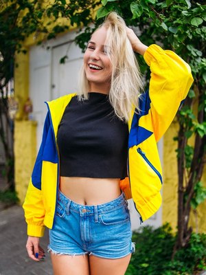 Nienke Helthuis