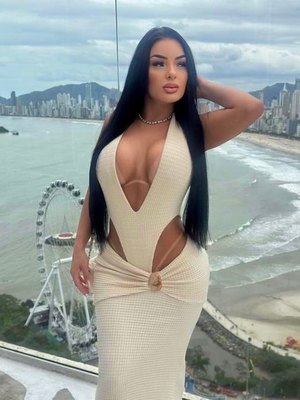 Paola Correa