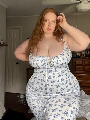 RedheadedHoneyDoll
