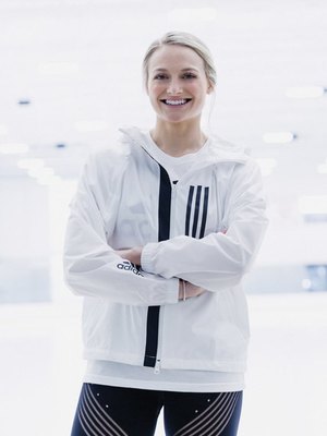 Renata Fast