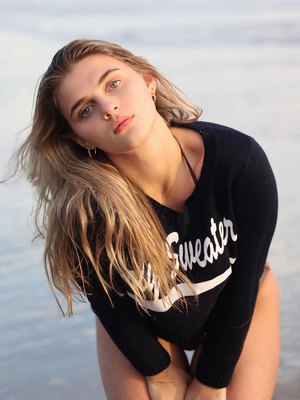 Skylar Dunn