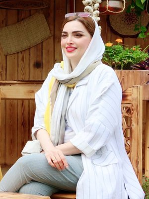 Behnoosh Tabatabaei