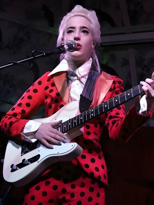 Beth Jeans Houghton