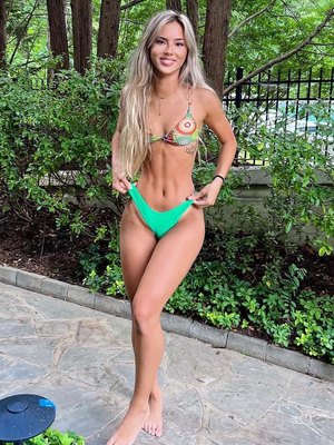 Julia Ernstt