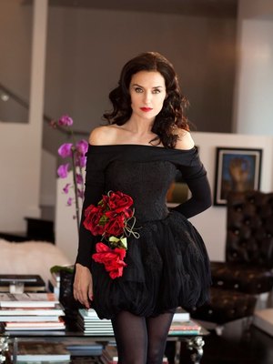 Lisa Zane
