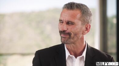 Phoenix Marie goes completely airtight for a pair of massive rods while her husband films