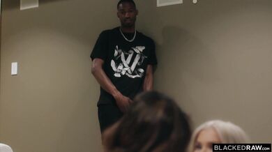 Emma Rosie and Isabella Jules enjoy a sweaty interracial session and share Hollywood's dick