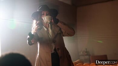 See Kendra Cole get stretched and filled to the limit before a messy double finish