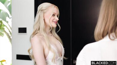 BBC-Hungry Masseuse Nicole Doshi Gives Her Elite Client Special VIP Treatment